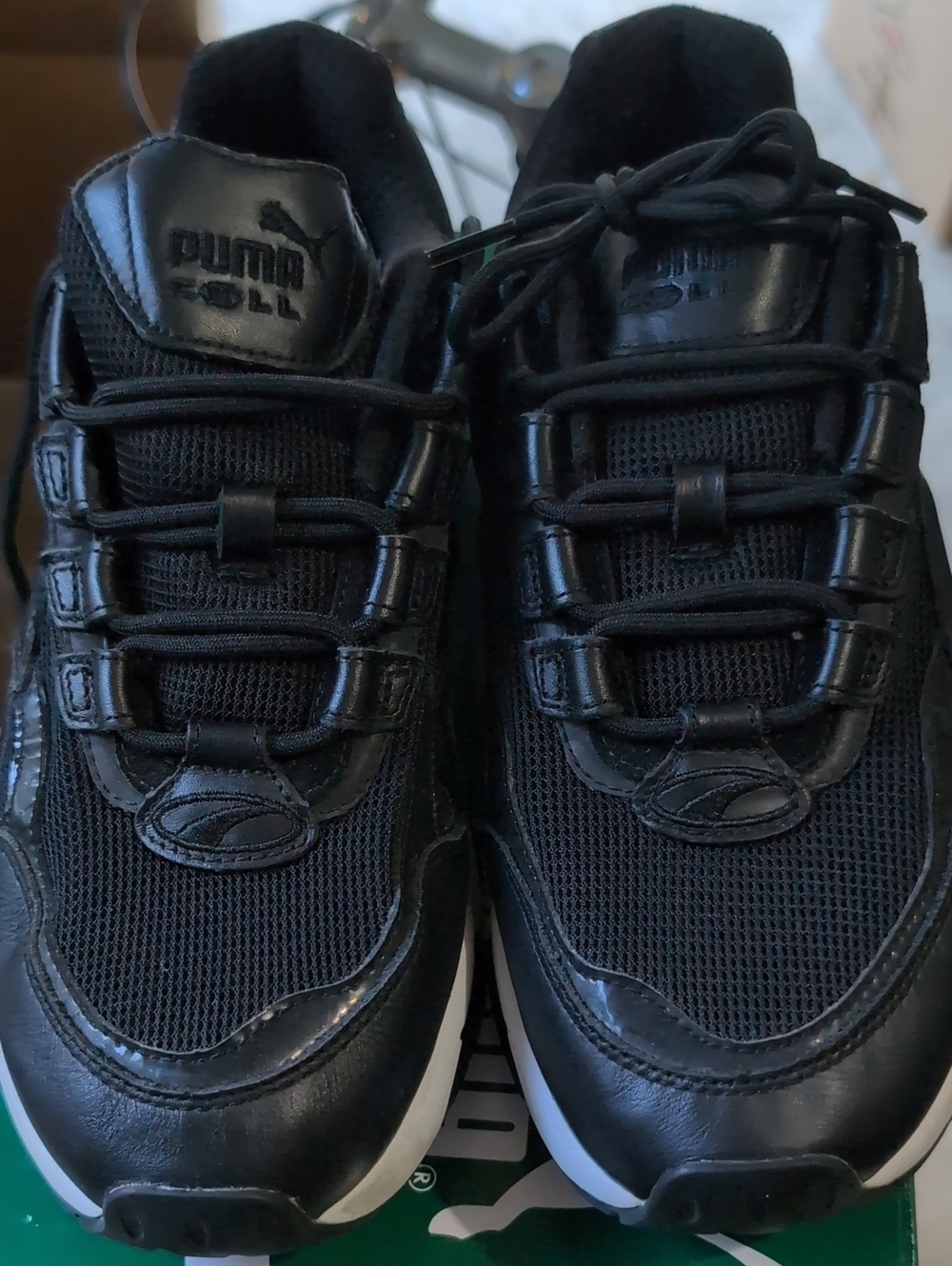 Puma Sneakers